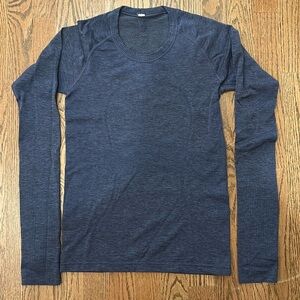 Lululemon long-sleeve shirt, size 4.